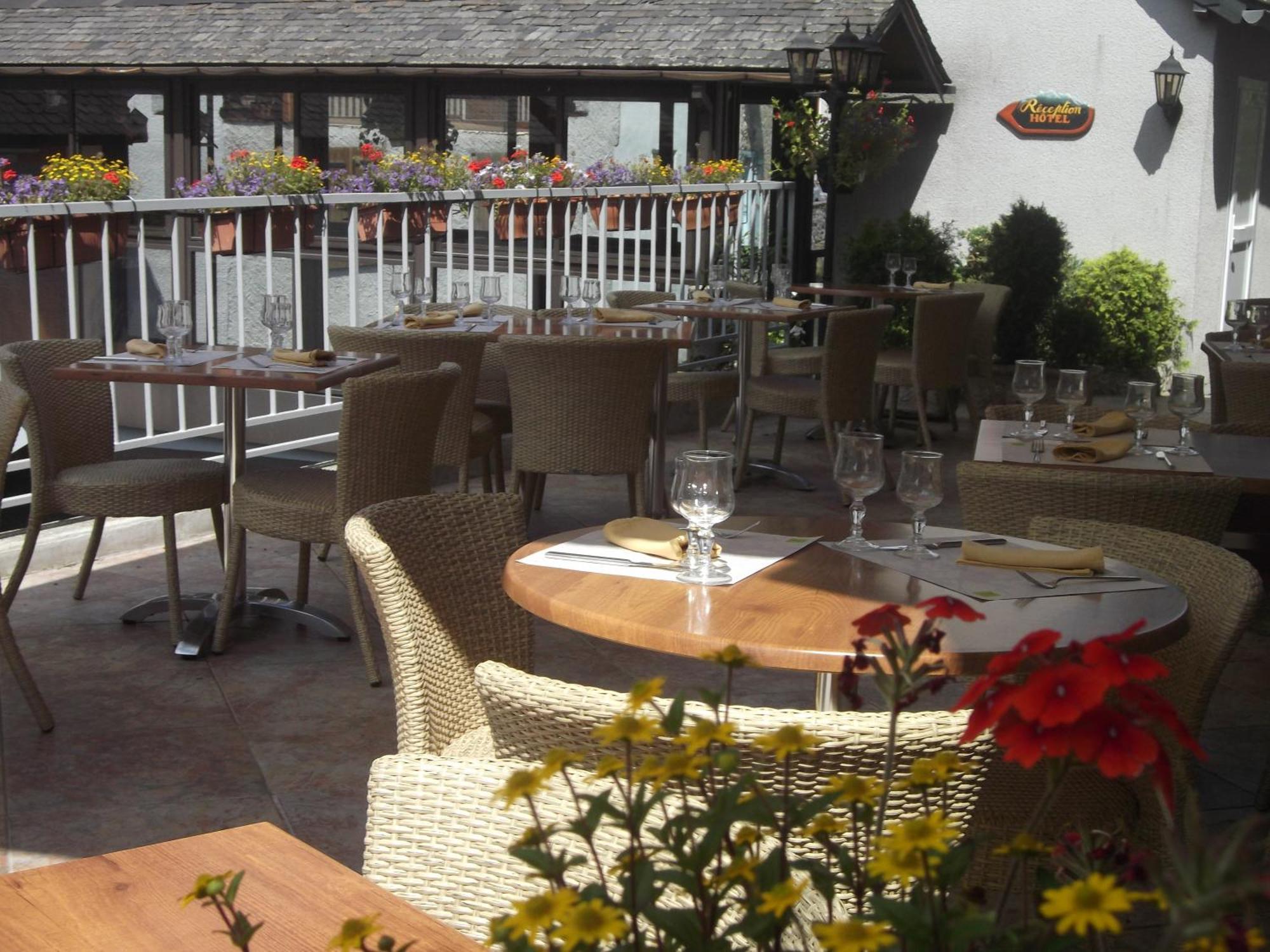 Hotel Logis Auberge De L'Isard Saint-Lary  Exterior foto